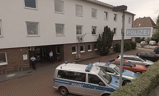 Seit Juli 2017 gibt es in der Lübbecker Polizeiwache, Osnabrücker Straße, nachts keinen Innendienstbeamten mehr - Jens Reddeker Seit Juli 2017 gibt es in der Lübbecker Polizeiwache, Osnabrücker Straße, nachts keinen Innendienstbeamten mehr - Jens Reddeker