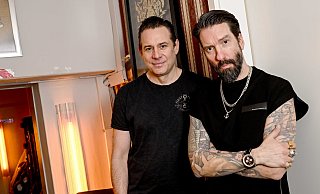 Die beiden Musiker Sascha Vollmer und Alec Völkel haben als "The Boss Hoss" einen Song über Arminia Bielefeld eingespielt. - dpa Die beiden Musiker Sascha Vollmer und Alec Völkel haben als "The Boss Hoss" einen Song über Arminia Bielefeld eingespielt. - dpa
