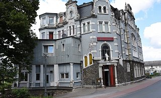 Im SG-Club setzte man sich über die Corona-Regeln hinweg. - Ilja Regier Im SG-Club setzte man sich über die Corona-Regeln hinweg. - Ilja Regier