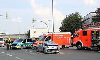 Vier Personen werden leicht verletzt - eine sogar schwer. - Thorsten Heß Vier Personen werden leicht verletzt - eine sogar schwer. - Thorsten Heß
