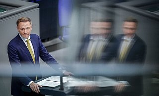 Christian Lindner (FDP) spricht im Plenum des Bundestags zum geplanten Nachtragshaushalt. - Kay Nietfeld/dpa Christian Lindner (FDP) spricht im Plenum des Bundestags zum geplanten Nachtragshaushalt. - Kay Nietfeld/dpa