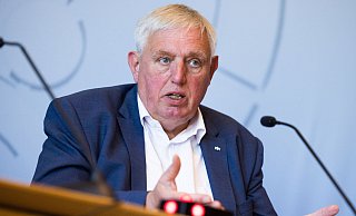 Auch der CDU-Arbeitnehmerflügel-Chef Karl-Josef Laumann spricht sich für die Verschärfung des Bürgergelds aus. - Rolf Vennenbernd/dpa Auch der CDU-Arbeitnehmerflügel-Chef Karl-Josef Laumann spricht sich für die Verschärfung des Bürgergelds aus. - Rolf Vennenbernd/dpa