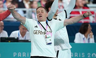 Bundestrainer Alfred Gislason will das DHB-Team zur nächsten Medaille führen. - Marcus Brandt/dpa Bundestrainer Alfred Gislason will das DHB-Team zur nächsten Medaille führen. - Marcus Brandt/dpa