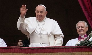 Papst Franziskus hat in seiner Weihnachtsbotschaft zu einem sofortigen Frieden im Gaza-Krieg aufgerufen. - Gregorio Borgia/AP Papst Franziskus hat in seiner Weihnachtsbotschaft zu einem sofortigen Frieden im Gaza-Krieg aufgerufen. - Gregorio Borgia/AP