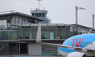 Am Airport Paderborn/Lippstadt gibt es derzeit kaum Abflüge und Ankünfte. - Jens Reddeker Am Airport Paderborn/Lippstadt gibt es derzeit kaum Abflüge und Ankünfte. - Jens Reddeker
