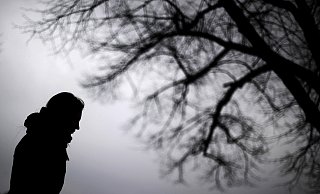 Depressive Erkrankungen können sich in Herbst und Winter verschlimmern. - Julian Stratenschulte/dpa Depressive Erkrankungen können sich in Herbst und Winter verschlimmern. - Julian Stratenschulte/dpa