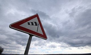 Sturmtief "Klaus" soll laut DWD für orkanartige Böen sorgen. - David Schellenberg Sturmtief "Klaus" soll laut DWD für orkanartige Böen sorgen. - David Schellenberg