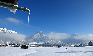 Bilderbuchweihnachtswetter wird in den Alpen und den Hochlagen der Mittelgebirge erwartet. (Archivbild) - Karl-Josef Hildenbrand/dpa Bilderbuchweihnachtswetter wird in den Alpen und den Hochlagen der Mittelgebirge erwartet. (Archivbild) - Karl-Josef Hildenbrand/dpa
