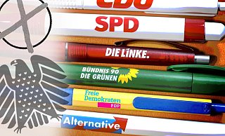 Neu dabei - und schon in den Köpfen drin: die AfD, hier im Reigen der Wahlwerbekugelschreiber. - Imago/Christian Ohde Neu dabei - und schon in den Köpfen drin: die AfD, hier im Reigen der Wahlwerbekugelschreiber. - Imago/Christian Ohde