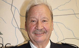 Der ehemalige Kreisjugendfeuerwart Heinrich Mantel, Träger des Bundesverdienstkreuzes, ist im Alter von 66 Jahren verstorben. - Hermann Ludwig Der ehemalige Kreisjugendfeuerwart Heinrich Mantel, Träger des Bundesverdienstkreuzes, ist im Alter von 66 Jahren verstorben. - Hermann Ludwig