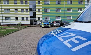 Die Polizei ermittelte nach dem Tötungsdelikt am Karsamstag am Graudenzer Weg in Espelkamp. Nun wird das Landgericht Bielefeld gegen den Tatverdächtigen ermitteln.?Foto: Joern Spreen-Ledebur - Joern Spreen-Ledebur Die Polizei ermittelte nach dem Tötungsdelikt am Karsamstag am Graudenzer Weg in Espelkamp. Nun wird das Landgericht Bielefeld gegen den Tatverdächtigen ermitteln.?Foto: Joern Spreen-Ledebur - Joern Spreen-Ledebur
