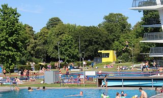 Die Freibadsaison im Rolandsbad verlief unterdurchschnittlich. Diese Saison ist mit keiner der anderen Jahre vergleichbar, sagt der Bäderchef Stefan Schumann. - Anastasia von Fugler Die Freibadsaison im Rolandsbad verlief unterdurchschnittlich. Diese Saison ist mit keiner der anderen Jahre vergleichbar, sagt der Bäderchef Stefan Schumann. - Anastasia von Fugler