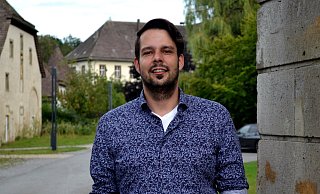 Kai Schöttler aus Altenbergen ist derzeit Kämmerer der Stadt Marienmünster. Der 31-Jährige will auf den Chefsessel der Stadtverwaltung wechseln. - Peter Heidbrink Kai Schöttler aus Altenbergen ist derzeit Kämmerer der Stadt Marienmünster. Der 31-Jährige will auf den Chefsessel der Stadtverwaltung wechseln. - Peter Heidbrink