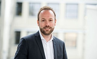 Nikolas Löbel (CDU) hatte am Freitag eine Beteiligung an umstrittenen Geschäften mit Corona-Schutzmasken eingeräumt. - Foto: picture alliance / Lino Mirgeler/dpa/Archivbild Nikolas Löbel (CDU) hatte am Freitag eine Beteiligung an umstrittenen Geschäften mit Corona-Schutzmasken eingeräumt. - Foto: picture alliance / Lino Mirgeler/dpa/Archivbild