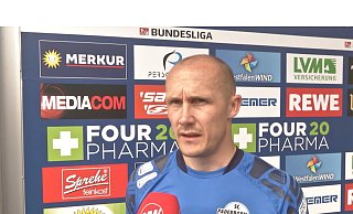 Paderborns Angreifer Sven Michel steht im Video-Interview Rede und Antwort. - NW Paderborns Angreifer Sven Michel steht im Video-Interview Rede und Antwort. - NW