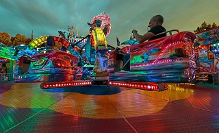 Trotz der abgesagten Volksfeste, brauchen die Paderborner nicht gänzlich auf Kirmes-Spaß verzichten. - Andreas Zobe Trotz der abgesagten Volksfeste, brauchen die Paderborner nicht gänzlich auf Kirmes-Spaß verzichten. - Andreas Zobe