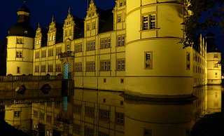 Gerade abends strahlt das frühere Residenzschloss der Paderborner Fürstbischöfe besonders malerisch. - Hans-Hermann Igges Gerade abends strahlt das frühere Residenzschloss der Paderborner Fürstbischöfe besonders malerisch. - Hans-Hermann Igges