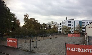 Die Investoren für den siebengeschossigen Büroturm wollen eigentlich alle Stellplätze ebenerdig anlegen - die Politik ist dagegen. - Ludger Osterkamp Die Investoren für den siebengeschossigen Büroturm wollen eigentlich alle Stellplätze ebenerdig anlegen - die Politik ist dagegen. - Ludger Osterkamp