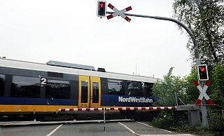 Auf Rot: Züge der Nordwestbahn fahren nicht zwischen Ottbergen und Paderborn. - Simone Flörke Auf Rot: Züge der Nordwestbahn fahren nicht zwischen Ottbergen und Paderborn. - Simone Flörke