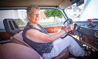 Am Trabant der Bielefelderin Catrin Gahr-Goldbeck sind fast alle Teile im Originalzustand. - Mike-Dennis Müller Am Trabant der Bielefelderin Catrin Gahr-Goldbeck sind fast alle Teile im Originalzustand. - Mike-Dennis Müller