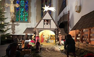 Auch im Jahr 2024 finden in Bielefeld zahlreiche Gottesdienste statt – ein Überblick. - Pfarrei St. Jodokus. Auch im Jahr 2024 finden in Bielefeld zahlreiche Gottesdienste statt – ein Überblick. - Pfarrei St. Jodokus.