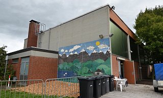 Ausgelastet: An einem einzigen Tag kamen in Rietberg 23 neue Flüchtlinge an. - Birgit Vredenburg Ausgelastet: An einem einzigen Tag kamen in Rietberg 23 neue Flüchtlinge an. - Birgit Vredenburg