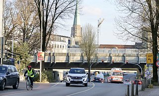Die OWD-Brücke über die Stapenhorststraße muss überholt werden. Statt vier gibt es dann nur zwei Spuren. - Peter Unger Die OWD-Brücke über die Stapenhorststraße muss überholt werden. Statt vier gibt es dann nur zwei Spuren. - Peter Unger