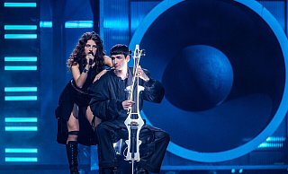 Viel Applaus beim ESC für das Deutschland-Duo Abor & Tynna. - Jens Büttner/dpa Viel Applaus beim ESC für das Deutschland-Duo Abor & Tynna. - Jens Büttner/dpa