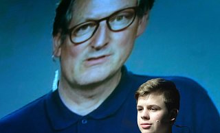 Keine Bange vor Prominenten: Lennart Wittenstein befragt den zugeschalteten Eckart von Hirschhausen. - Andreas Frücht Keine Bange vor Prominenten: Lennart Wittenstein befragt den zugeschalteten Eckart von Hirschhausen. - Andreas Frücht