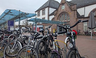 Der Bahnhof Herford und sein Umfeld soll komplett neugestaltet und modernisiert werden. - Susanne Blersch Der Bahnhof Herford und sein Umfeld soll komplett neugestaltet und modernisiert werden. - Susanne Blersch