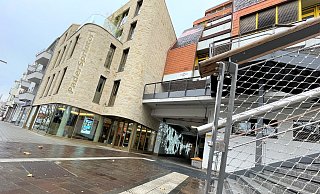 Eine zweite Boss-Wache an der Westernmauer will die Stadt Paderborn nicht einrichten. - Rajkumar Mukherjee (Archivfoto) Eine zweite Boss-Wache an der Westernmauer will die Stadt Paderborn nicht einrichten. - Rajkumar Mukherjee (Archivfoto)