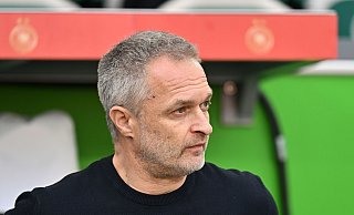 Frauen-Bundesliga Christian Wück ist als Kommunikator gefordert - Swen Pförtner/dpa Frauen-Bundesliga Christian Wück ist als Kommunikator gefordert - Swen Pförtner/dpa