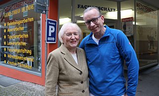 Hildegard-Annette und Gerd-Theo Budde - Mutter und Sohn - führen heute gemeinsam das Paderborner Familienunternehmen. - Holger Kosbab Hildegard-Annette und Gerd-Theo Budde - Mutter und Sohn - führen heute gemeinsam das Paderborner Familienunternehmen. - Holger Kosbab