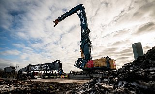Mit einem Hubraum von 23,15 Litern kommt er auf 771 PS. - Hagedorn Mit einem Hubraum von 23,15 Litern kommt er auf 771 PS. - Hagedorn