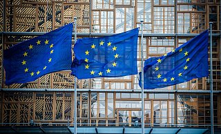 Erstmals werden scharfe EU-Sanktionen gegen Russlands milliardenschwere Geschäfte mit Flüssigerdgas verhängt. - Arne Immanuel Bänsch/dpa Erstmals werden scharfe EU-Sanktionen gegen Russlands milliardenschwere Geschäfte mit Flüssigerdgas verhängt. - Arne Immanuel Bänsch/dpa