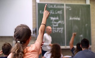 Der Schulentwicklungsplan in Bünde stößt in vielen Schulen auf Kritik. - Verwendung weltweit Der Schulentwicklungsplan in Bünde stößt in vielen Schulen auf Kritik. - Verwendung weltweit