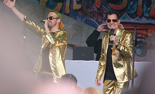 Die Goldjungs sangen ihren Dauerbrenner "Gänseblümchen". - Ulf Hanke Die Goldjungs sangen ihren Dauerbrenner "Gänseblümchen". - Ulf Hanke