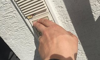 Wenn das Ordnungsamt klingelt und niemanden in Quarantäne antrifft, kann das teuer werden. - Eike J. Horstmann Wenn das Ordnungsamt klingelt und niemanden in Quarantäne antrifft, kann das teuer werden. - Eike J. Horstmann