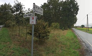Darum geht es: Die kleine landwirtschaftliche Straße „An der Egge" wurde vermehrt als Durchfahrtsstraße zur A33-Auffahrt Dissen/Bockhorst genutzt. - Robert Becker Darum geht es: Die kleine landwirtschaftliche Straße „An der Egge" wurde vermehrt als Durchfahrtsstraße zur A33-Auffahrt Dissen/Bockhorst genutzt. - Robert Becker