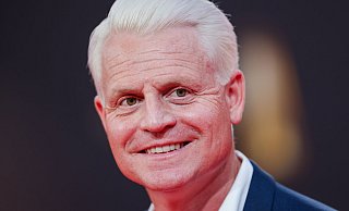 Moderator Guido Cantz schickt an Heiligabend einen Gruß aus der Küche vorweg und geht dann bereits zur Bescherung über. - Rolf Vennenbernd/dpa Moderator Guido Cantz schickt an Heiligabend einen Gruß aus der Küche vorweg und geht dann bereits zur Bescherung über. - Rolf Vennenbernd/dpa