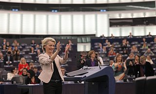 Von der Leyen kann sich freuen: Ihre Kommission wurde bestätigt. - Philipp von Ditfurth/dpa Von der Leyen kann sich freuen: Ihre Kommission wurde bestätigt. - Philipp von Ditfurth/dpa