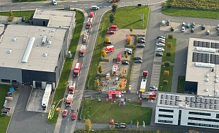 Die Feuerwehr rückte mit einem Großaufgebot an. - Jürgen Mahncke Die Feuerwehr rückte mit einem Großaufgebot an. - Jürgen Mahncke