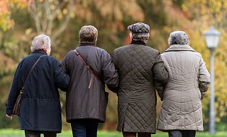 Es geht den Verantwortlichen um mehr Teilhabe der Senioren, um ihre Ideen und Konzepte fürs Leben im Alter. - picture alliance/dpa Es geht den Verantwortlichen um mehr Teilhabe der Senioren, um ihre Ideen und Konzepte fürs Leben im Alter. - picture alliance/dpa