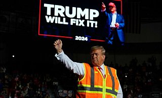 Trump fällt im Wahlkampf immer wieder mit Rassismus und Sexismus auf. - Julia Demaree Nikhinson/AP/dpa Trump fällt im Wahlkampf immer wieder mit Rassismus und Sexismus auf. - Julia Demaree Nikhinson/AP/dpa