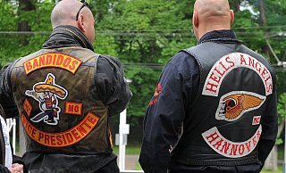 Zwischen Bandidos und Hells Angels kam es bereits häufiger zu Auseinandersetzungen. Auch der "Frieden von Hannover" hat die Wogen nicht geglättet. - picture alliance / dpa Zwischen Bandidos und Hells Angels kam es bereits häufiger zu Auseinandersetzungen. Auch der "Frieden von Hannover" hat die Wogen nicht geglättet. - picture alliance / dpa