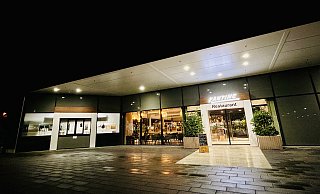 Das Restaurant "Kantine" im Haller Ravenna-Park nahe der A33 darf jetzt zwei Nacht-Events pro Monat veranstalten. - Nicole Donath Das Restaurant "Kantine" im Haller Ravenna-Park nahe der A33 darf jetzt zwei Nacht-Events pro Monat veranstalten. - Nicole Donath