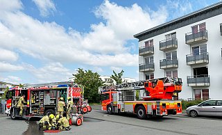 In einem Wohnheim für Studierende mit rund 35 Apartments löschte die Feuerwehr eine Flasche chlorhaltigen Reiniger, der auf einer heißen Herdplatte schmorte. - Ralph Meyer In einem Wohnheim für Studierende mit rund 35 Apartments löschte die Feuerwehr eine Flasche chlorhaltigen Reiniger, der auf einer heißen Herdplatte schmorte. - Ralph Meyer