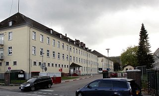Die Catterick-Kaserne an der Detmolder Straße. - Wolfgang Rudolf (Archiv) Die Catterick-Kaserne an der Detmolder Straße. - Wolfgang Rudolf (Archiv)