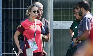 Giulia Gwinn nach ihrer Verletzung beim DFB-Training - Sebastian Christoph Gollnow/dpa Giulia Gwinn nach ihrer Verletzung beim DFB-Training - Sebastian Christoph Gollnow/dpa