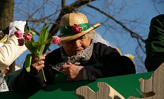 Klärchen Flaskamp war lebenslustig und feierte gerne Karneval, wie Rosenmontag 2015. - Wilhelm Dick Klärchen Flaskamp war lebenslustig und feierte gerne Karneval, wie Rosenmontag 2015. - Wilhelm Dick
